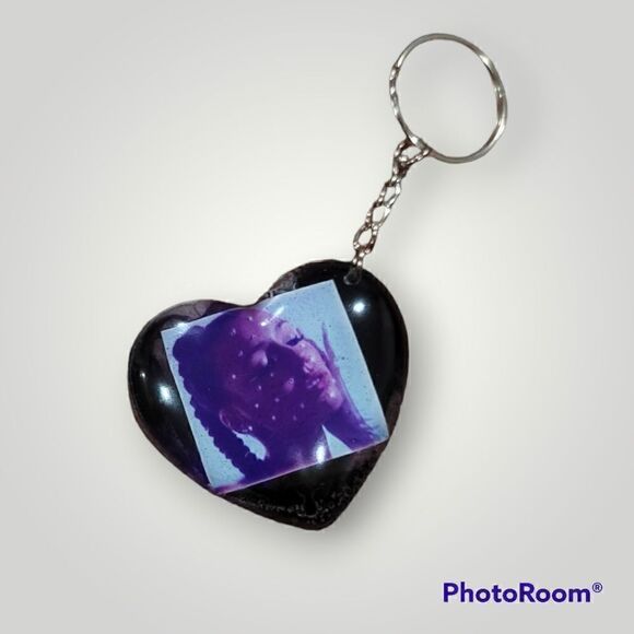 Emily Vaughn Purple Ink Heart Keychain (Z163) - Picture 1 of 9
